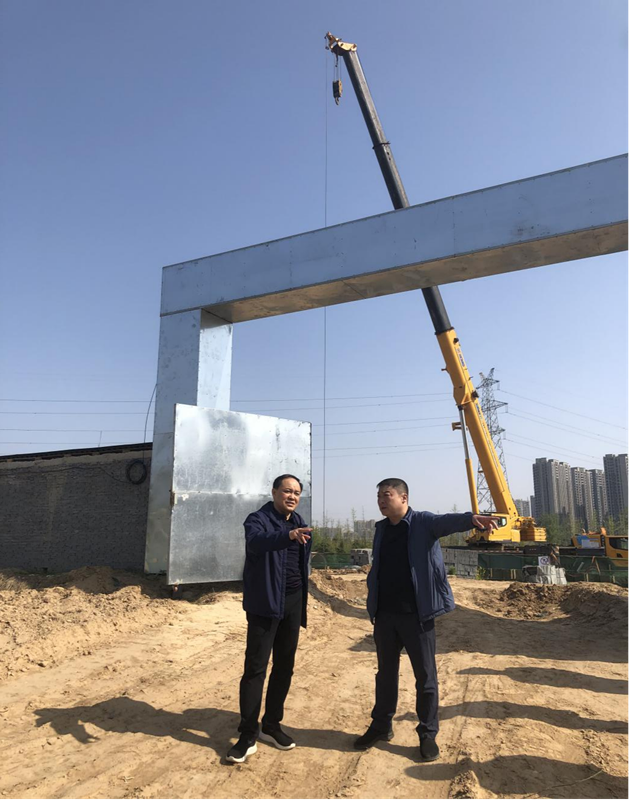 鄭州市建設投資集團有限公司黨委委員、副總經理張巖到侯寨新鎮區安置區調研項目建設工作